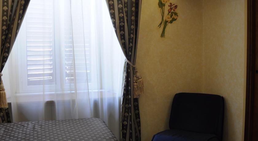 רומא Hotel Farini מראה חיצוני תמונה