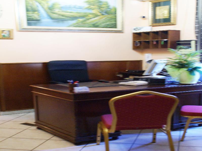 רומא Hotel Farini מראה חיצוני תמונה